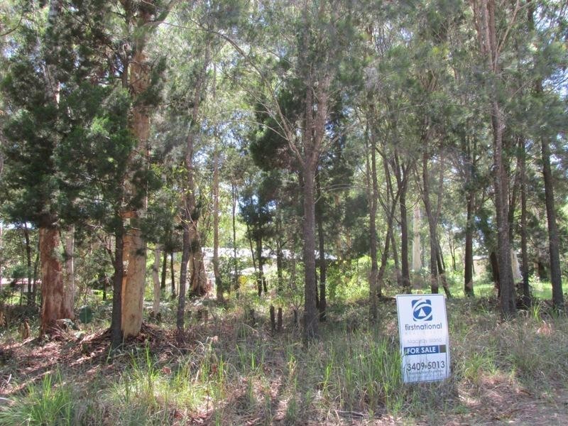 9 Morwong Street, Macleay Island QLD 4184