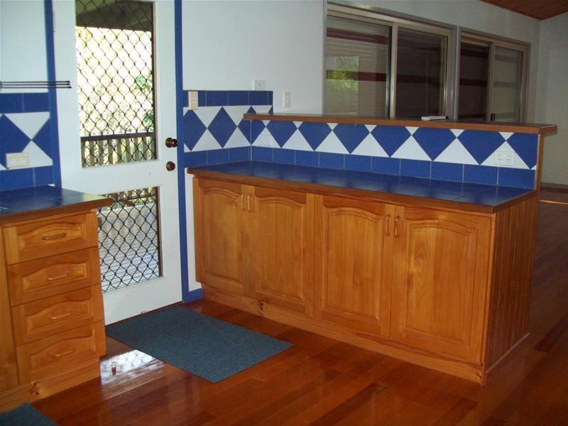 8 Kalara Street, Macleay Island QLD 4184