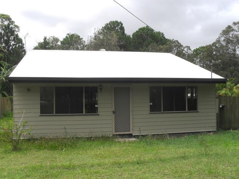 6 William Street, Macleay Island QLD 4184