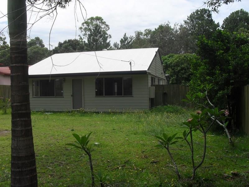 6 William Street, Macleay Island QLD 4184