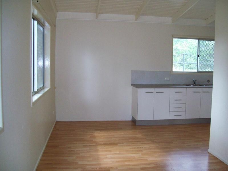 3 Robin Street, Macleay Island QLD 4184