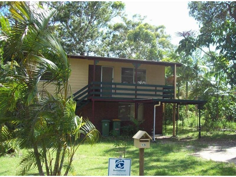 15 Kooberry Street, Macleay Island QLD 4184