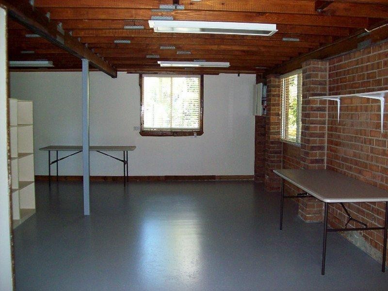 15 Kooberry Street, Macleay Island QLD 4184