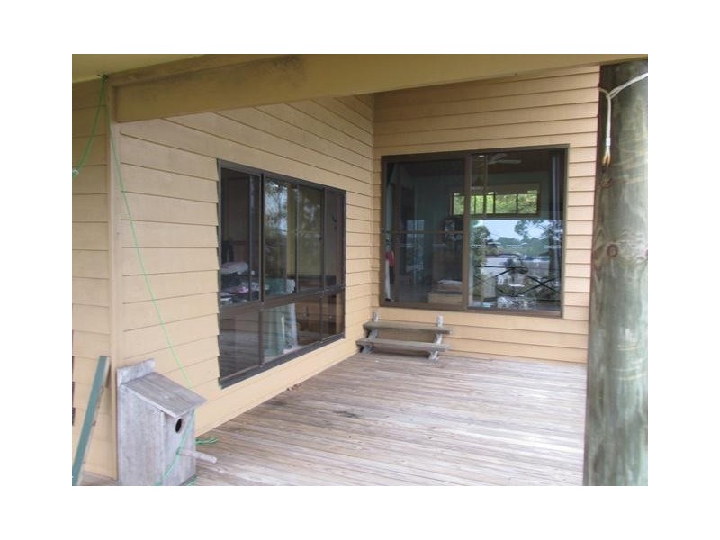 107 Beelong Street, Macleay Island QLD 4184