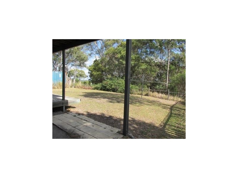 58-60 Charles Terrace, Macleay Island QLD 4184