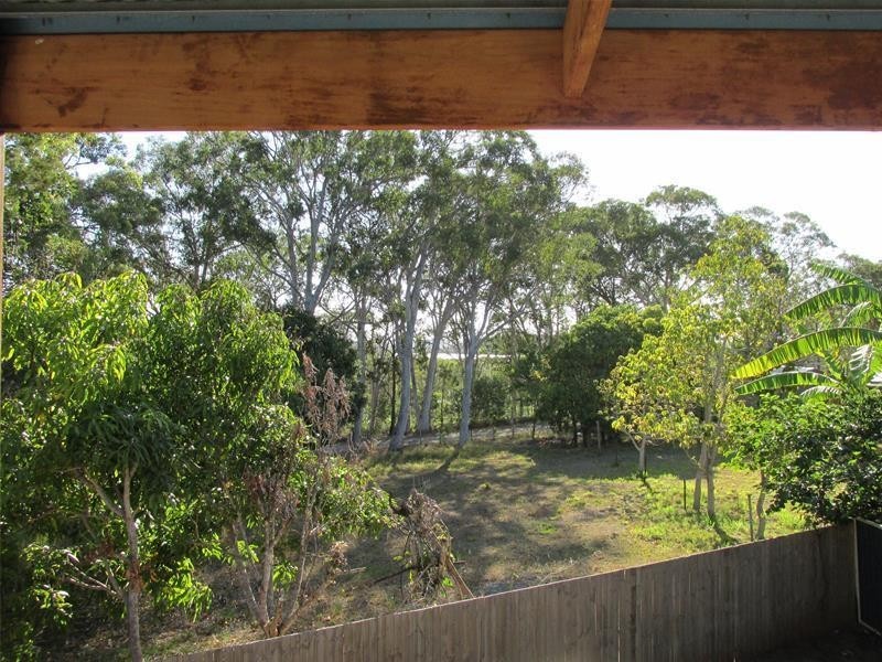 15 Alexander Street, Macleay Island QLD 4184