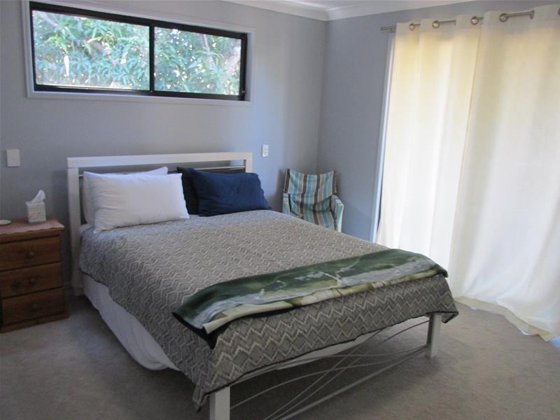 15 Alexander Street, Macleay Island QLD 4184