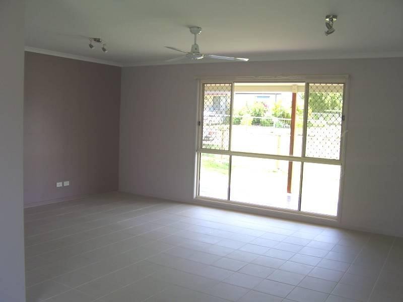 18 Udara Street, Macleay Island QLD 4184