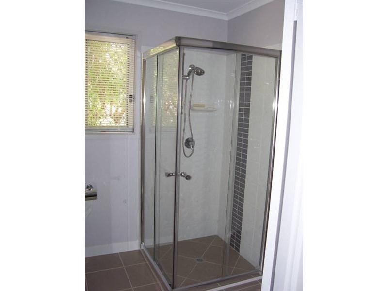 18 Udara Street, Macleay Island QLD 4184