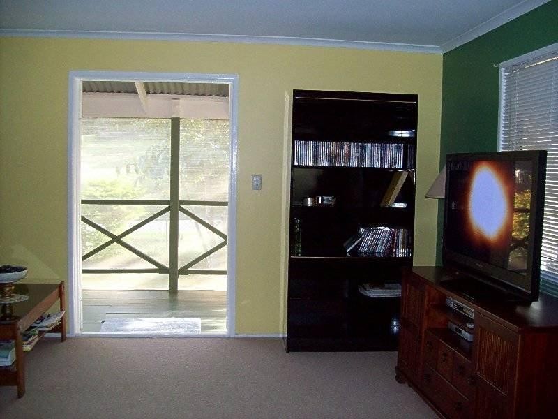 2 Boxwood Avenue, Lamb Island QLD 4184