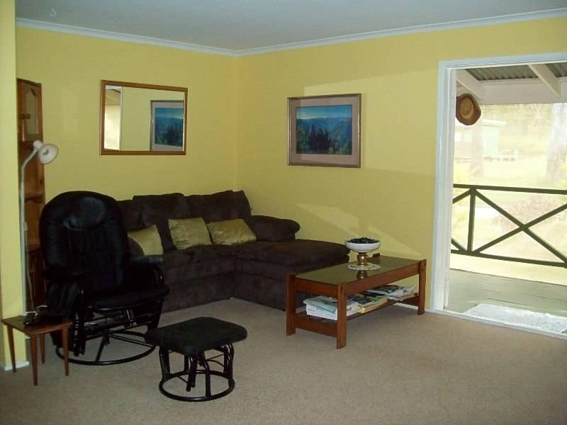 2 Boxwood Avenue, Lamb Island QLD 4184