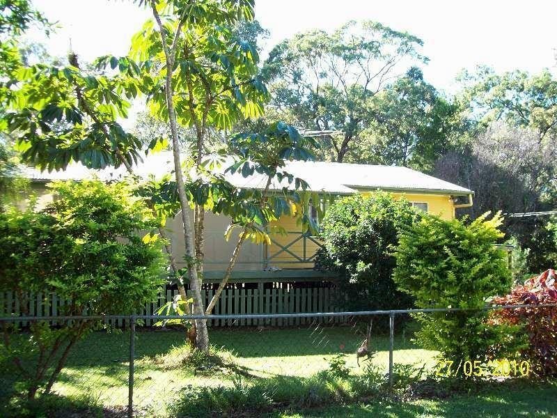 2 Boxwood Avenue, Lamb Island QLD 4184