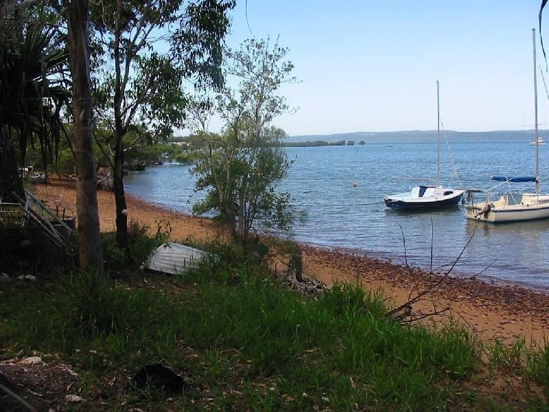 25 Tukkeri Street, Macleay Island QLD 4184