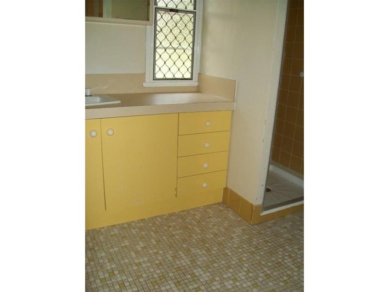 30 Coast Road, Macleay Island QLD 4184