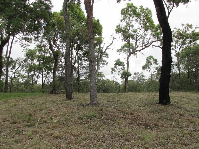 40 Calm Waters Crescent, Macleay Island QLD 4184