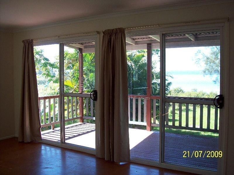 63 Beelong Street, Macleay Island QLD 4184