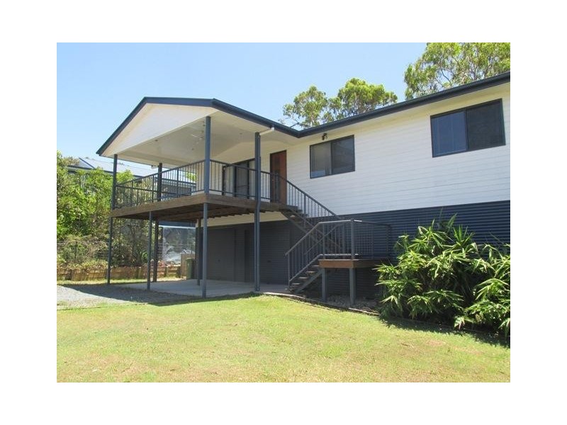 65 Eastbourne Terrace, Macleay Island QLD 4184