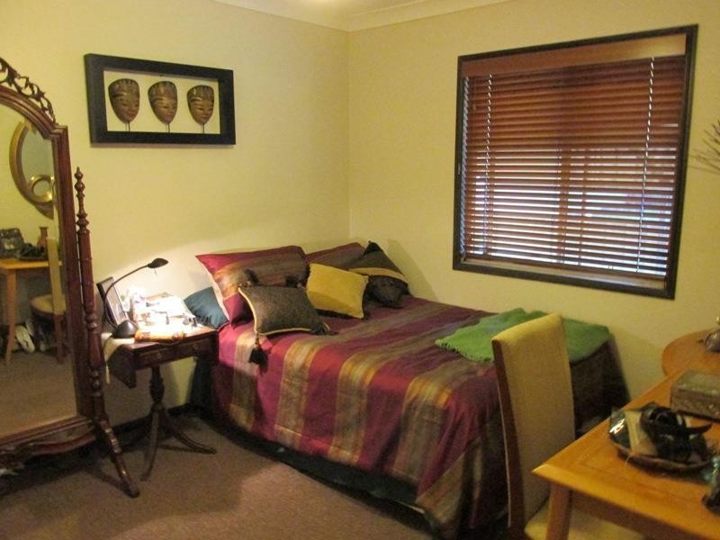 12 Orana Street, Macleay Island QLD 4184