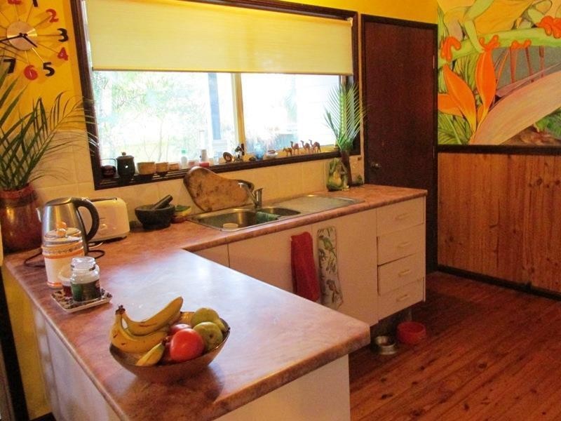 12 Orana Street, Macleay Island QLD 4184