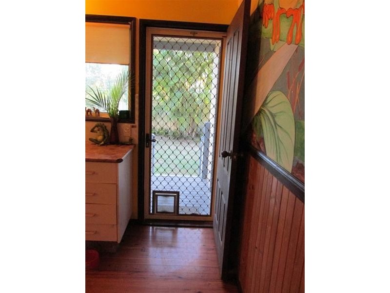 12 Orana Street, Macleay Island QLD 4184