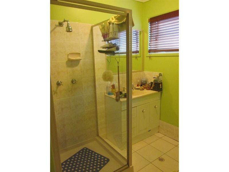 12 Orana Street, Macleay Island QLD 4184