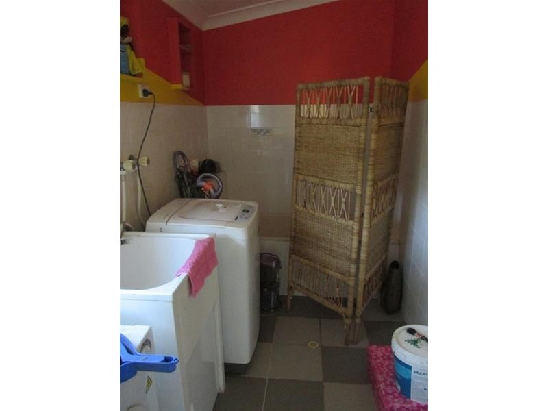 12 Orana Street, Macleay Island QLD 4184