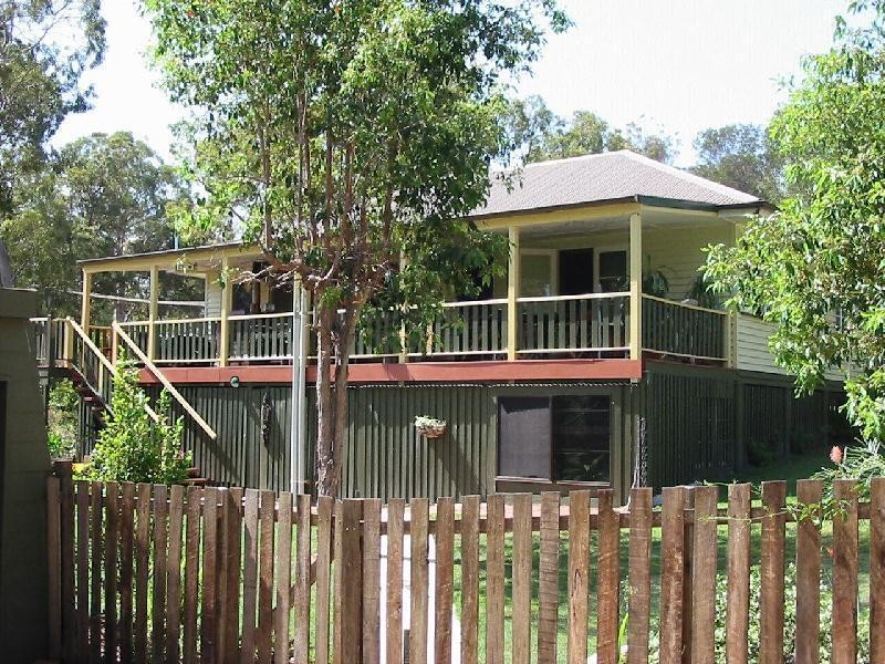 2 Kalara Street, Macleay Island QLD 4184