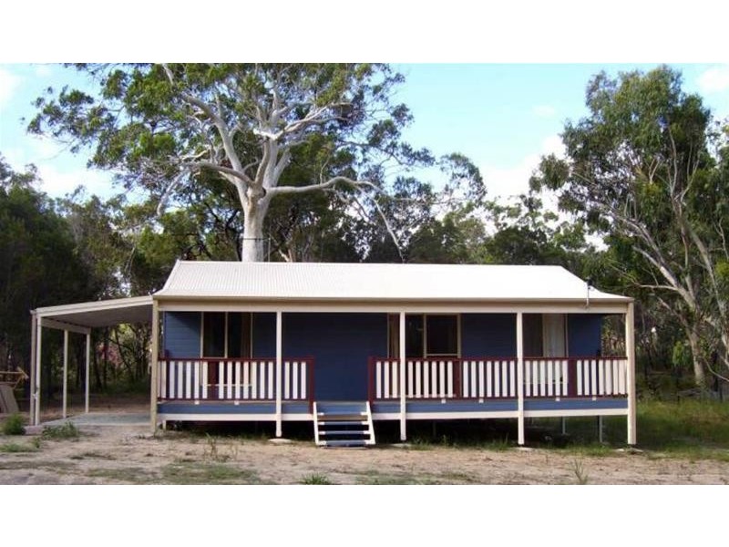 15 Wirralee Street, Macleay Island QLD 4184