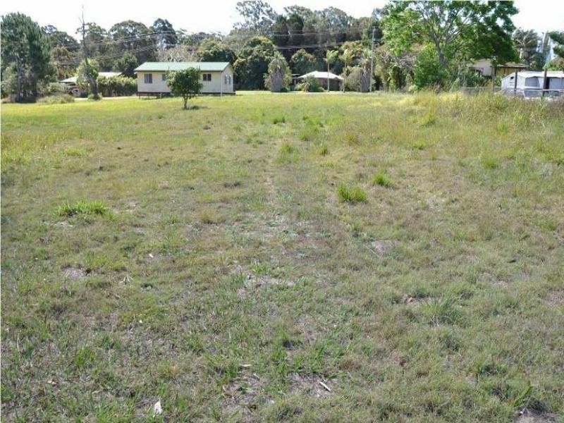 7 Jan Street, Macleay Island QLD 4184