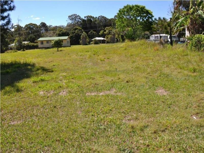 7 Jan Street, Macleay Island QLD 4184
