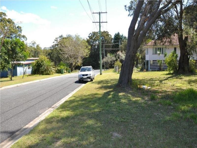 7 Jan Street, Macleay Island QLD 4184