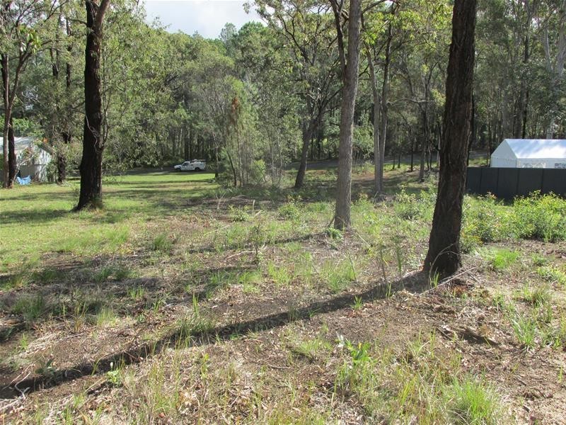 19 Devaney Street, Macleay Island QLD 4184