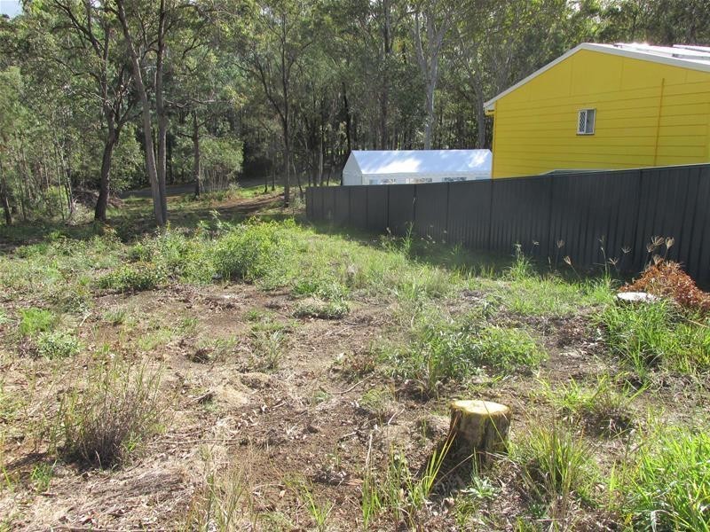 19 Devaney Street, Macleay Island QLD 4184