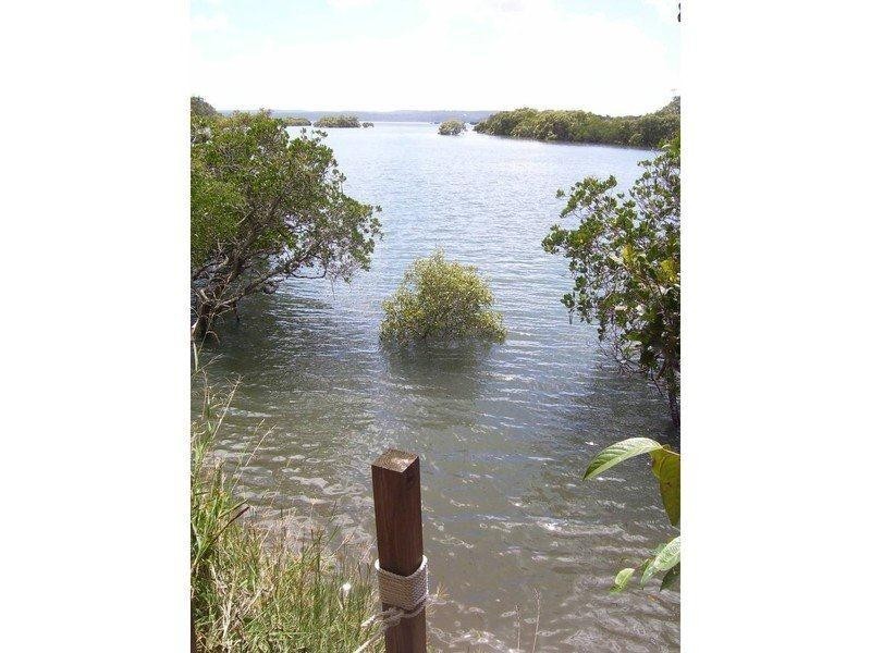 12 Alawa Street, Macleay Island QLD 4184