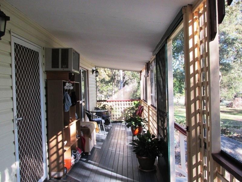 4 Wharf Street, Macleay Island QLD 4184