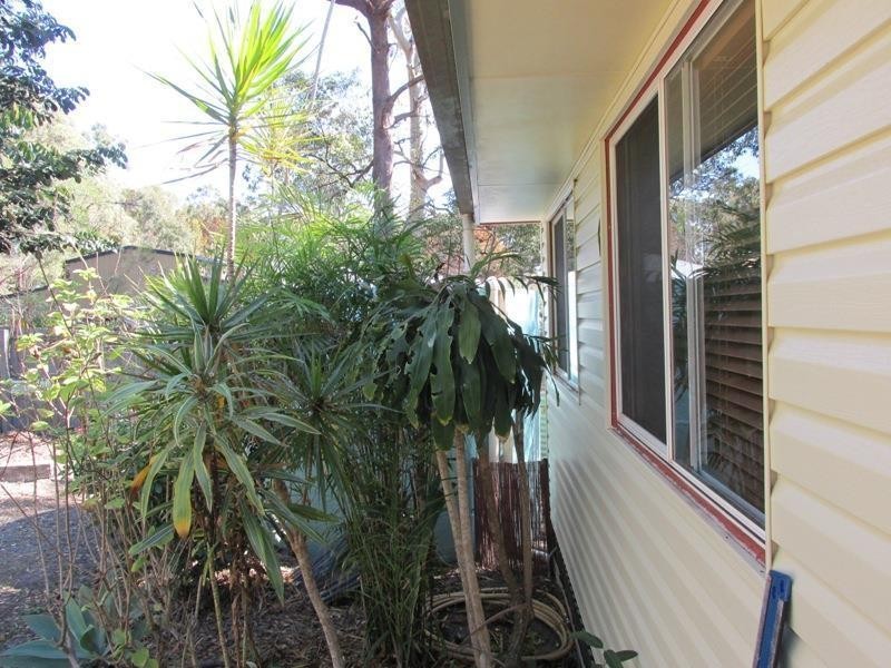 4 Wharf Street, Macleay Island QLD 4184