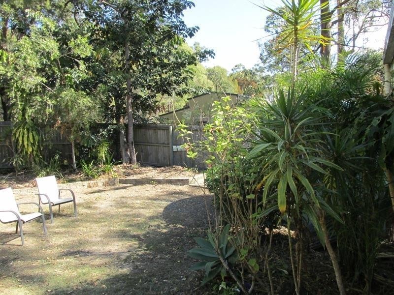 4 Wharf Street, Macleay Island QLD 4184