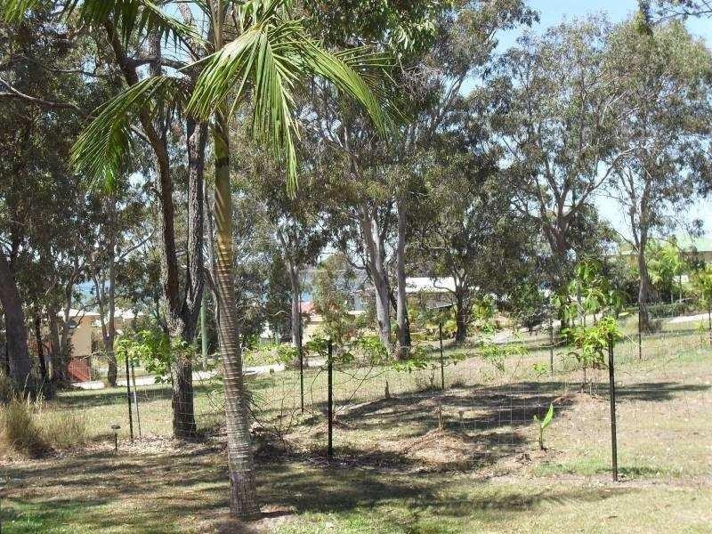 26 Ilya Street, Macleay Island QLD 4184