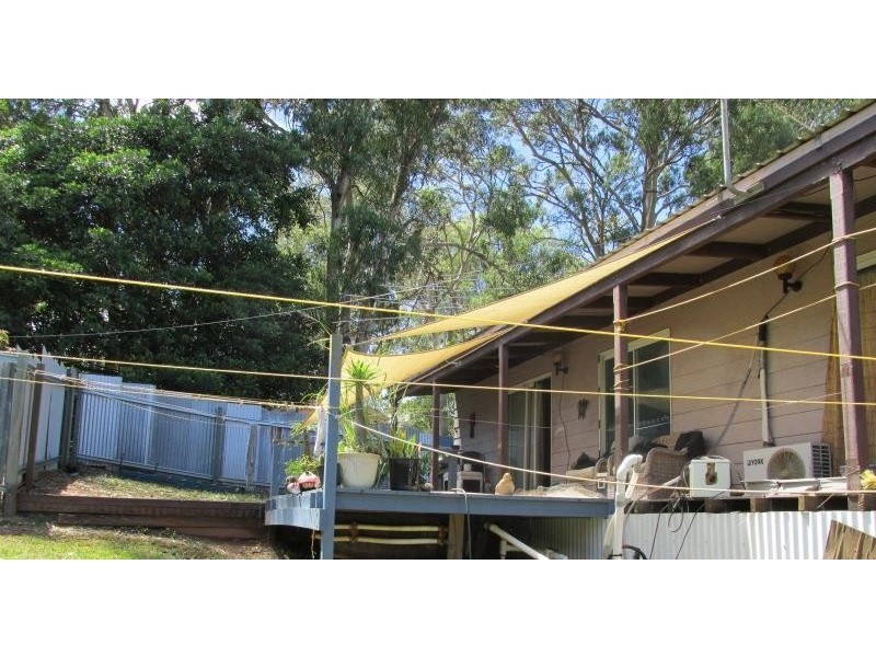 58 Perulpa Drive, Lamb Island QLD 4184