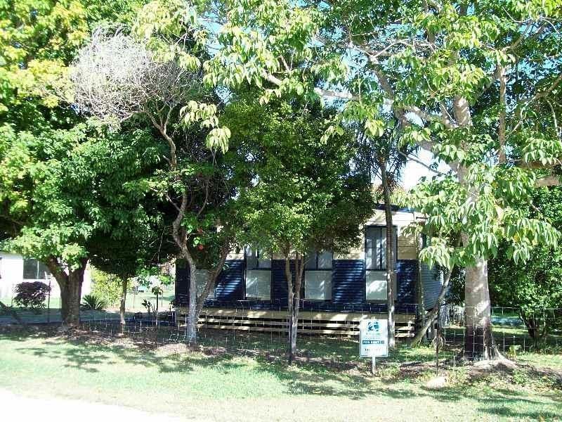 10 Marine Street, Macleay Island QLD 4184