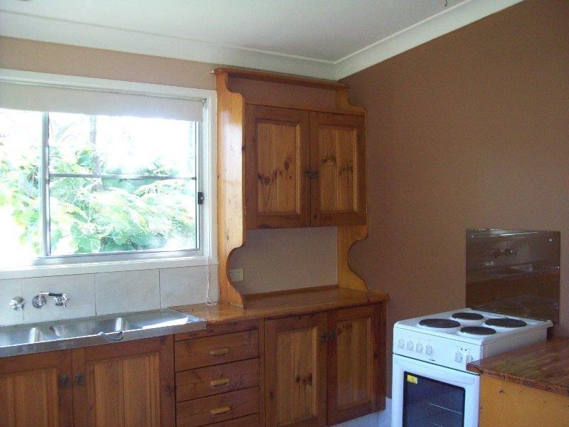 10 Marine Street, Macleay Island QLD 4184