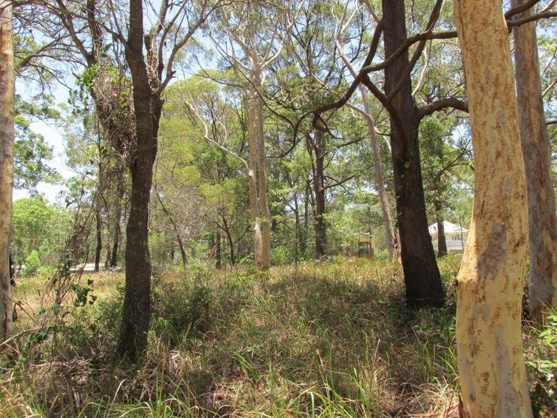 15 – 17  Parakeet Street, Macleay Island QLD 4184