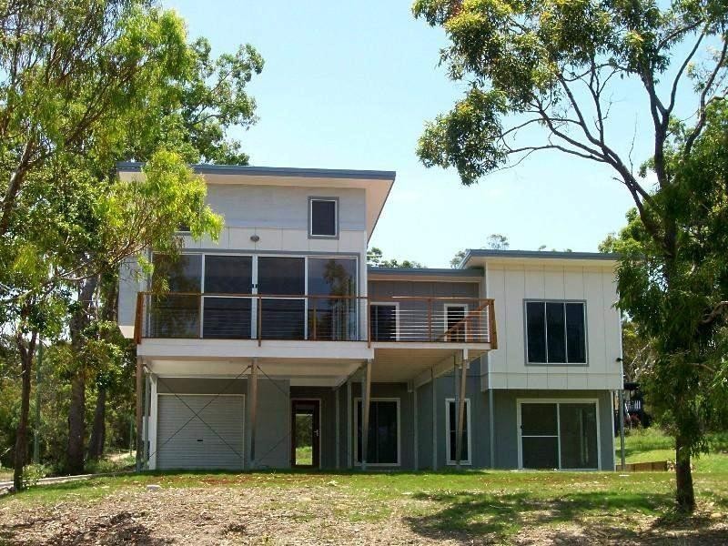 11 Koonwarra Parade, Macleay Island QLD 4184