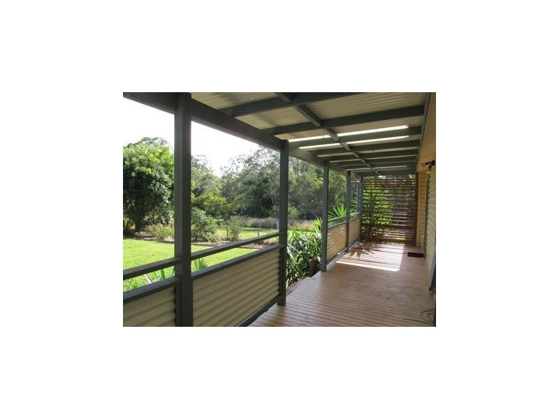 78 Hastings Terrace, Macleay Island QLD 4184