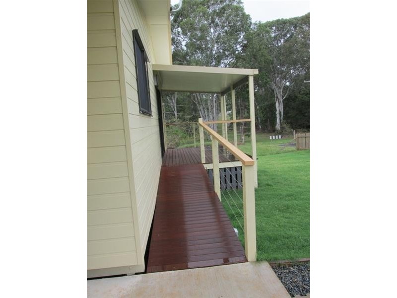 17 Coffea Street, Macleay Island QLD 4184