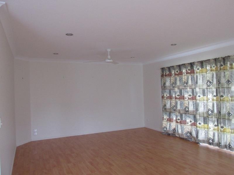 17 Coffea Street, Macleay Island QLD 4184