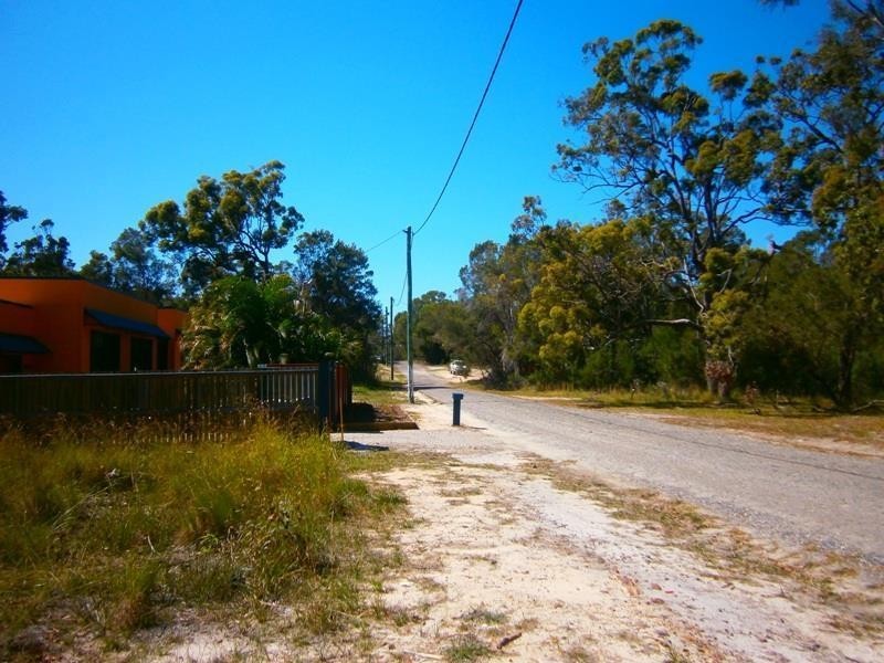 5 Leanne Street, Macleay Island QLD 4184