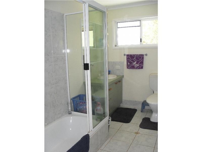 12 Citron Street, Macleay Island QLD 4184