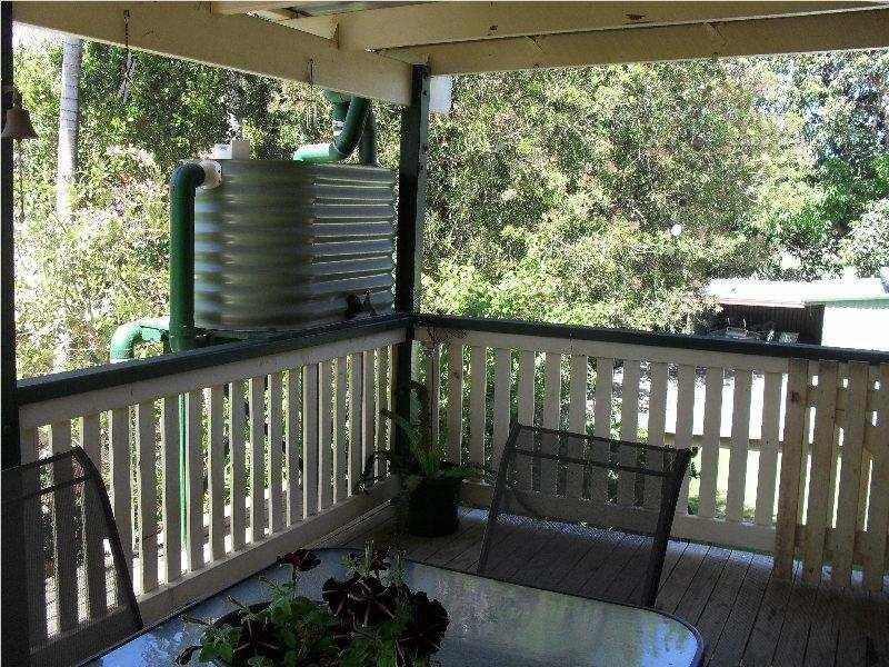 12 Citron Street, Macleay Island QLD 4184