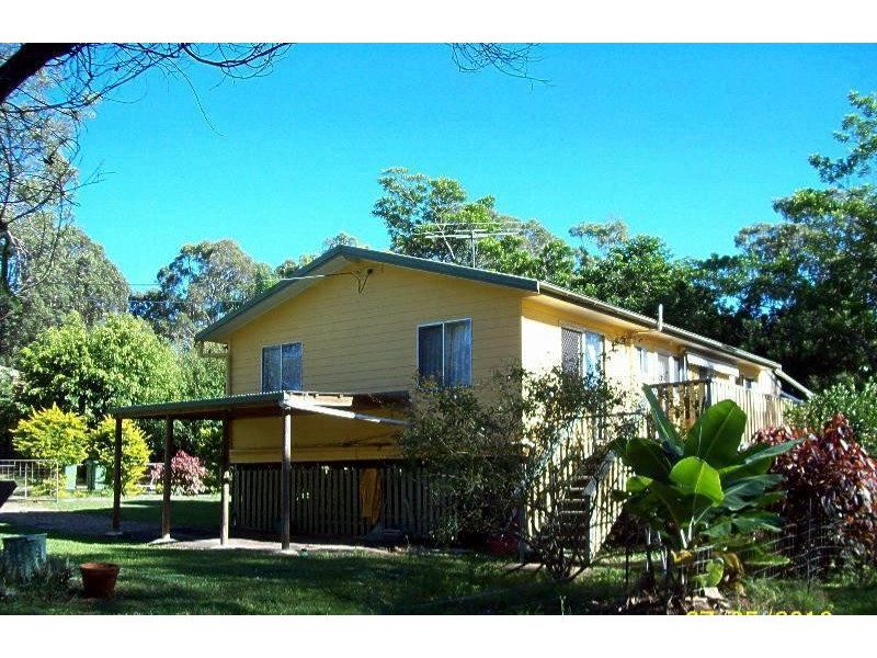 2 Boxwood Avenue, Lamb Island QLD 4184